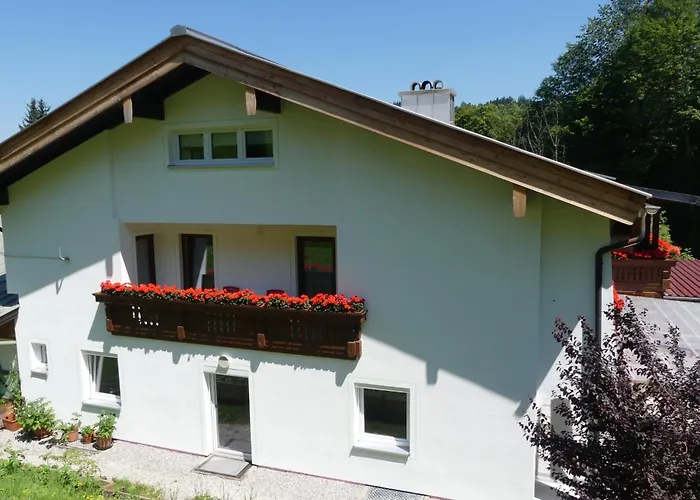 Ferienwohnungen Haus Kunterbunt