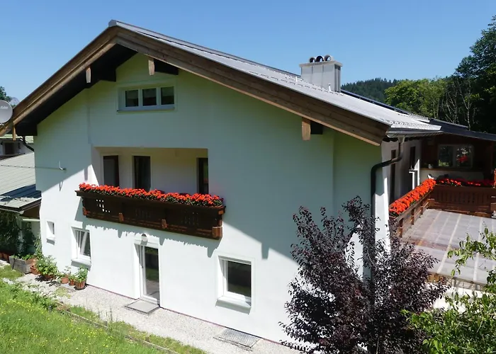 Ferienwohnungen Haus Kunterbunt