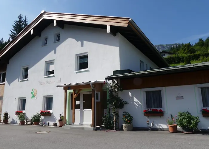 Ferienwohnungen Haus Kunterbunt
